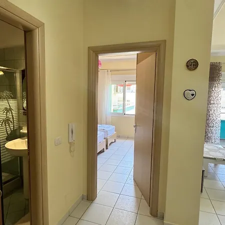 Gonis Apartents