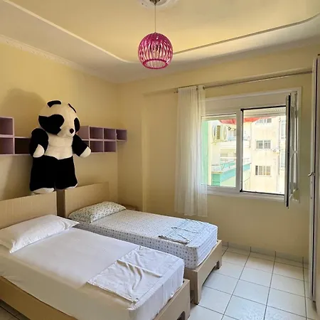 Gonis Apartents Lejlighed